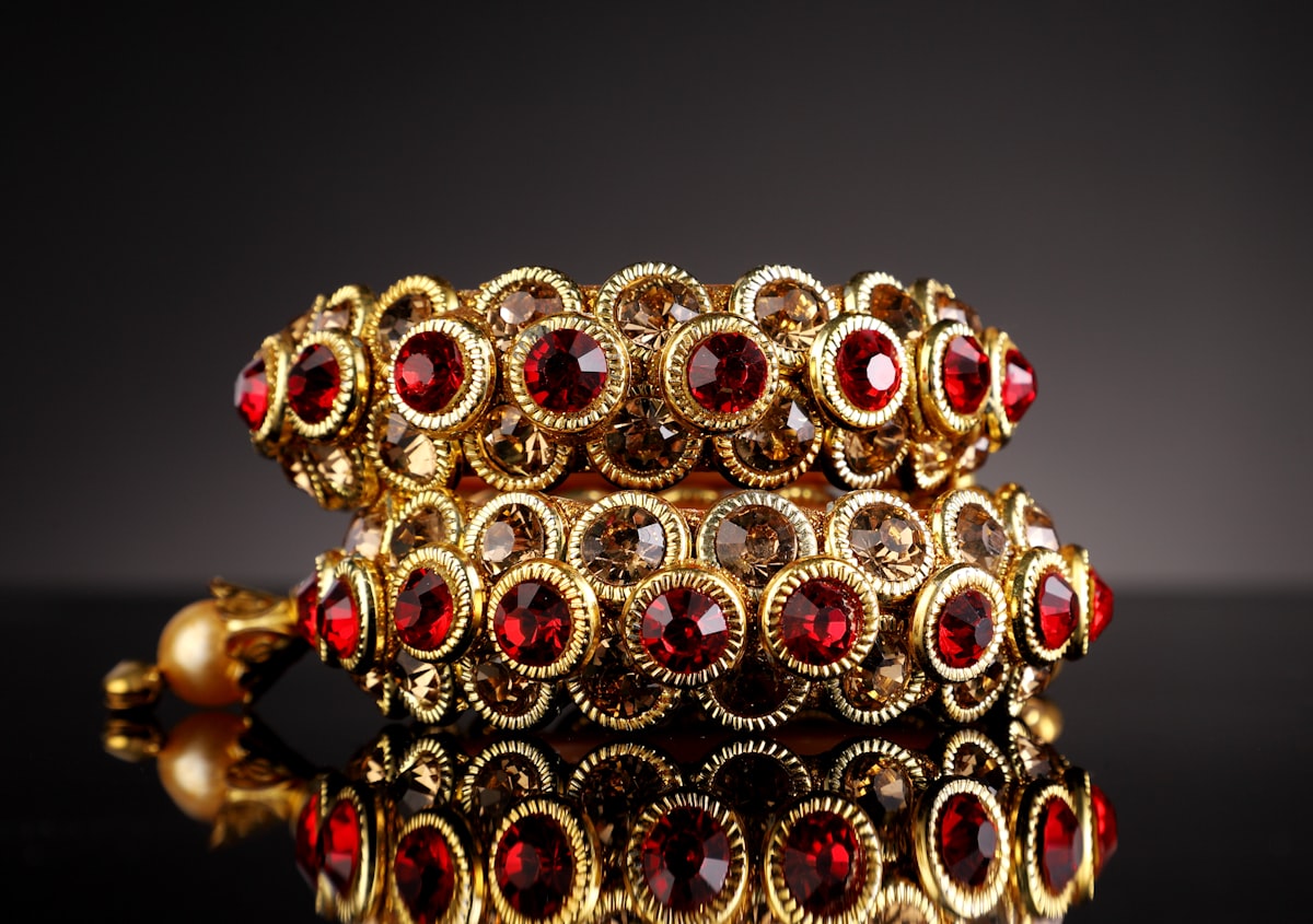 Gold Bangle Bracelet in 14k gold